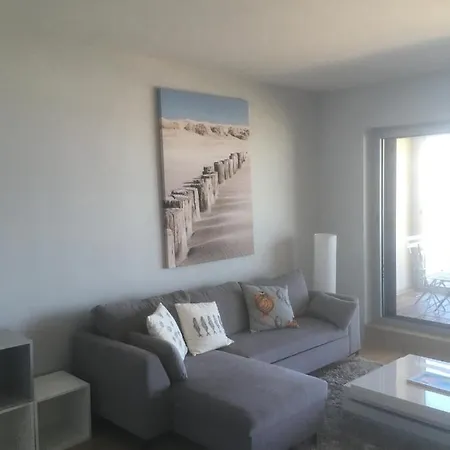 Très Beau T2 Face Avec Superbe Vue Sur La Baie De La Baule *