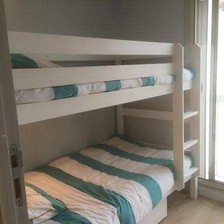 Tres Bel De 55 M2 Face Avec Superbe Vue Sur La Baie De La Baule *