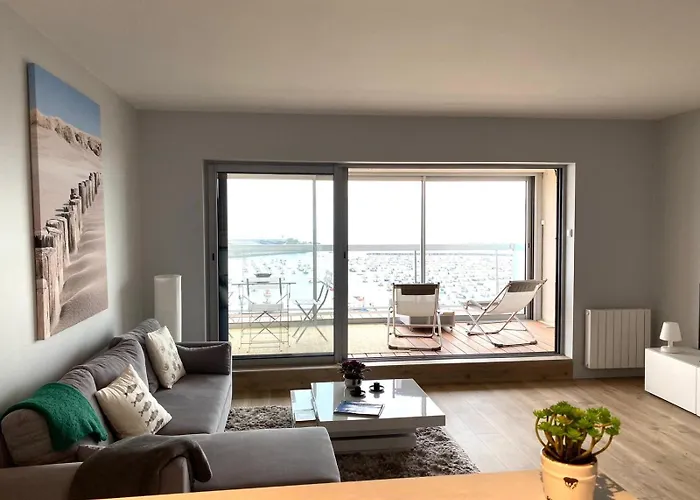 Tres Bel De 55 M2 Face Avec Superbe Vue Sur La Baie De La Baule Pornichet